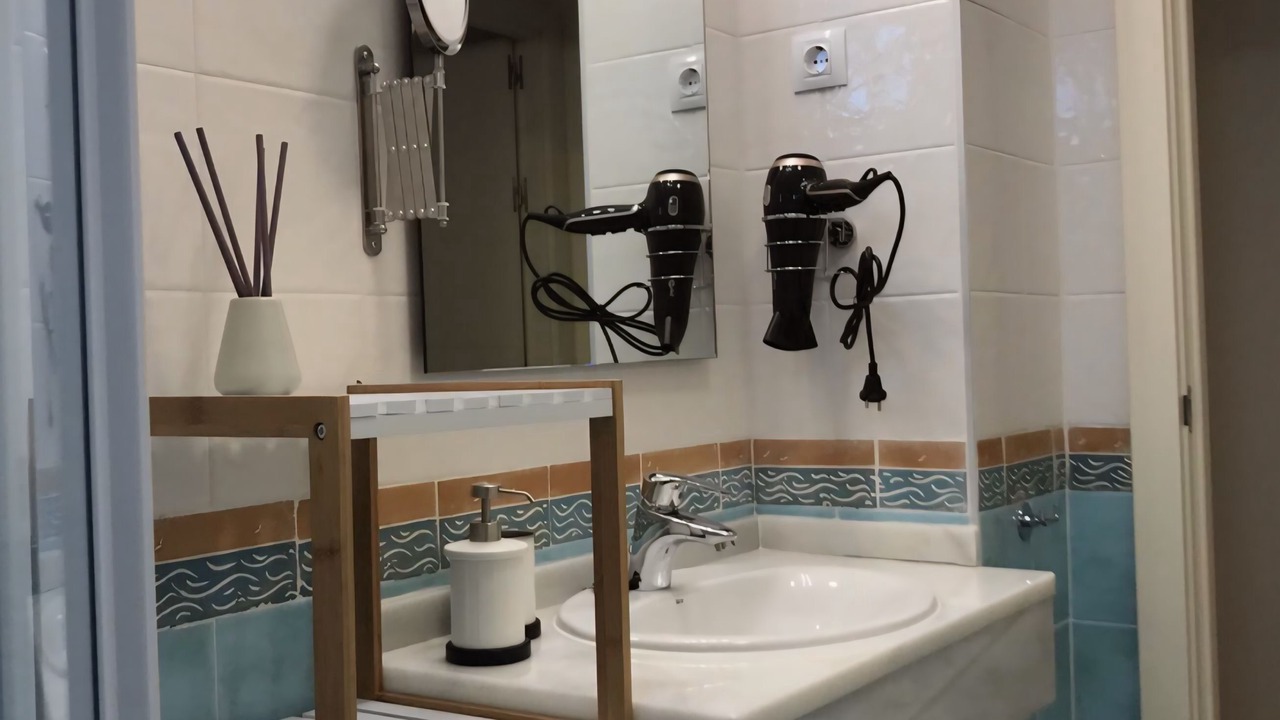 Photo of Bathroom in Latas