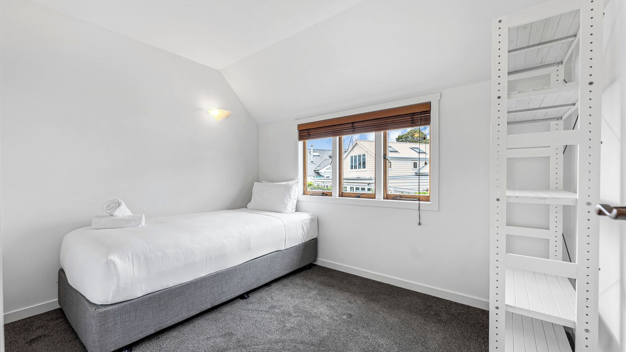 Photo of Bedroom in Devonport