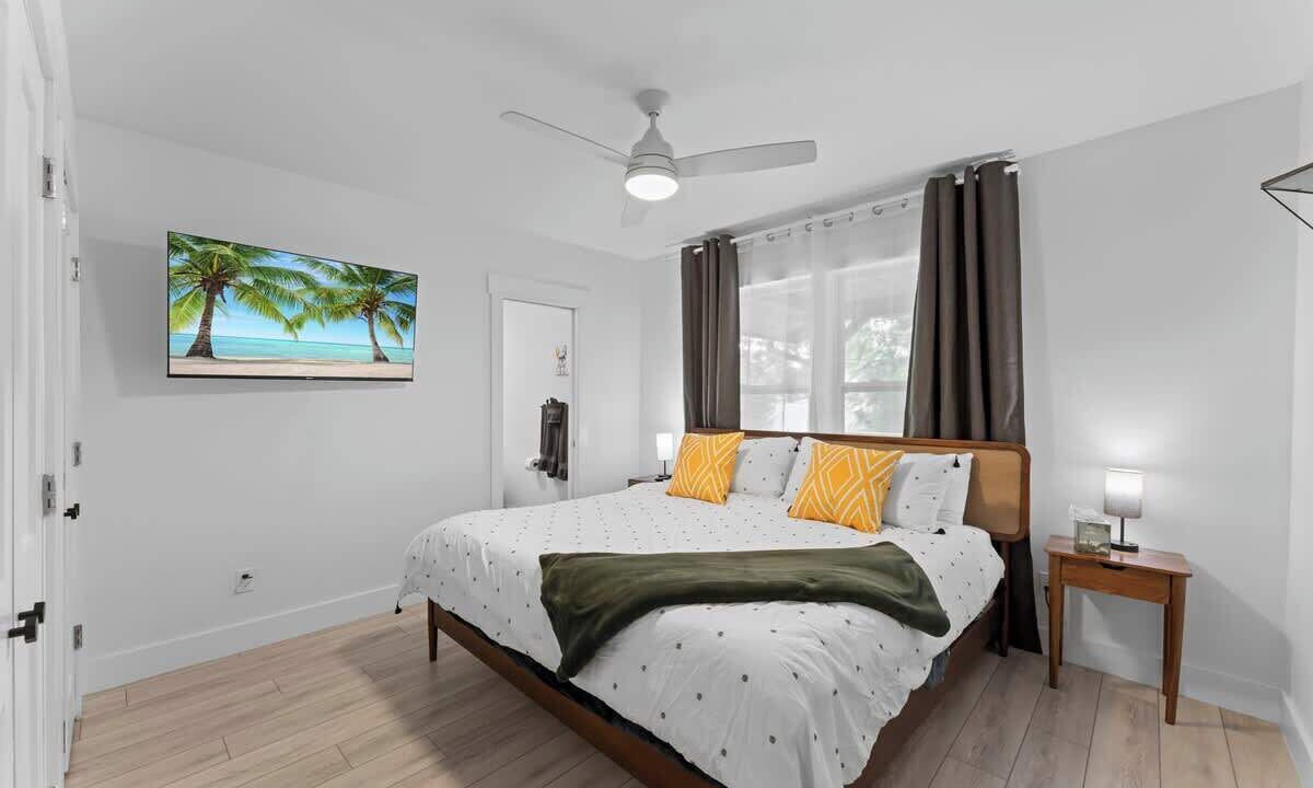 Photo of Bedroom in Orange Park