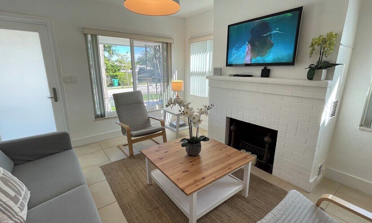 Photo of Livingroom in Coral Way