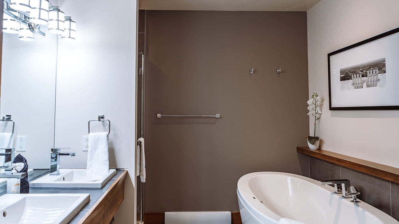 Photo of Bathroom in Lac Superieur Village