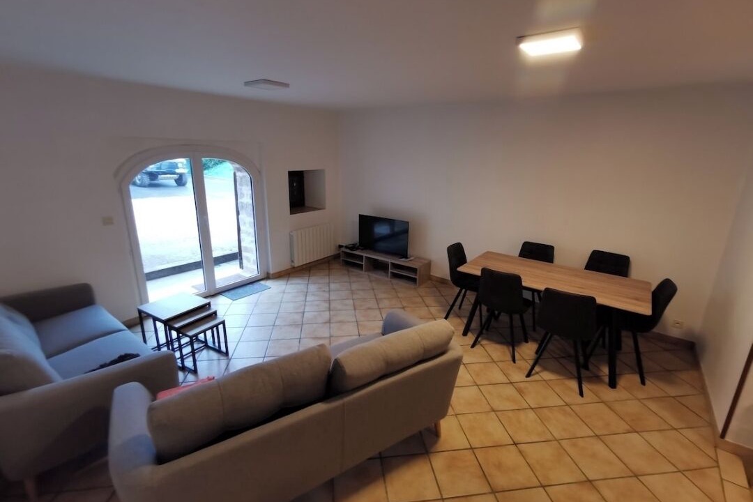 Photo of Livingroom in Frebuans