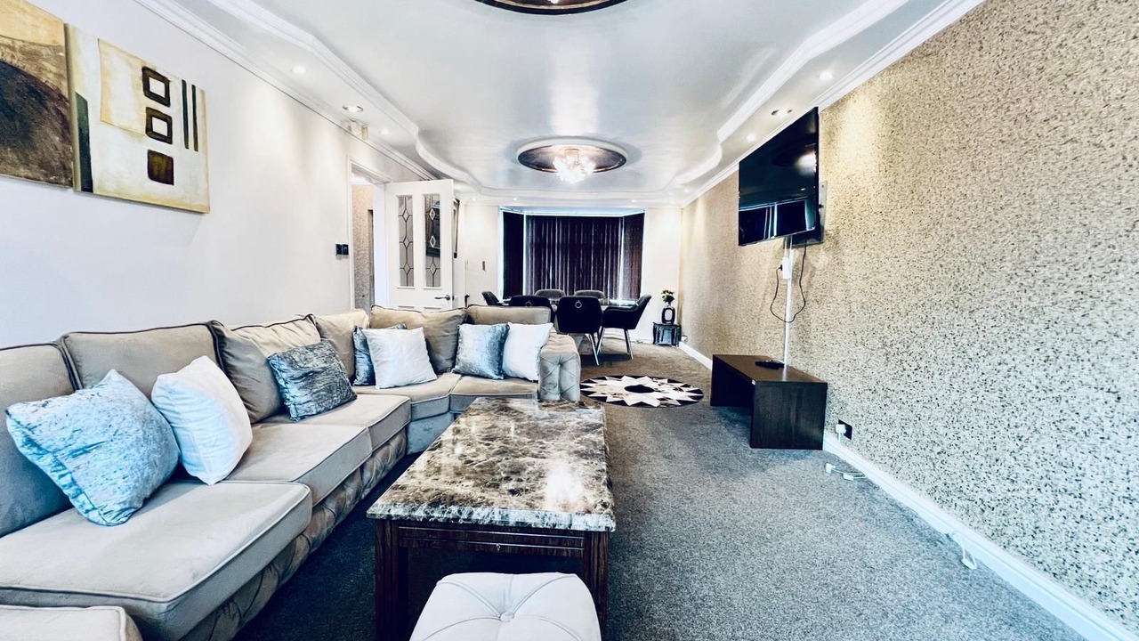 Photo of Livingroom in Prestwich