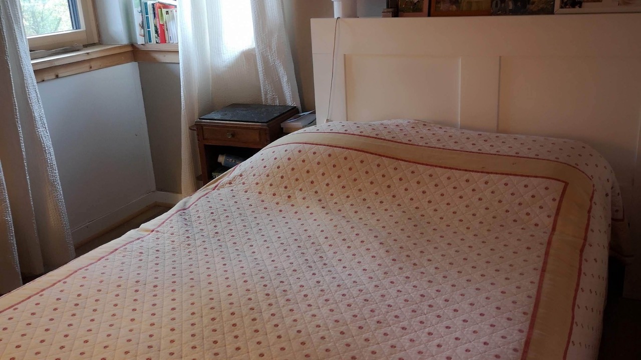 Photo of Bedroom in Mens