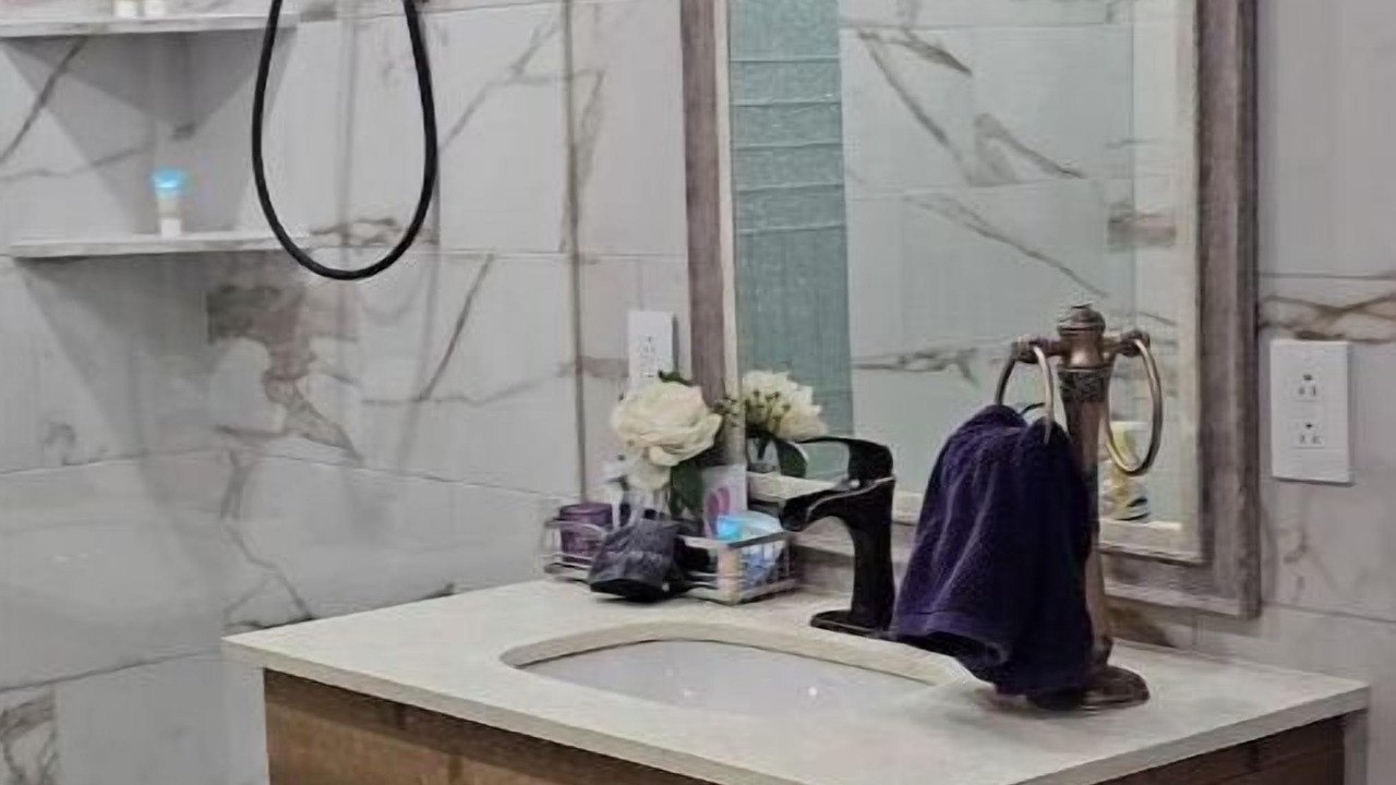 Photo of Bathroom in Hillwood