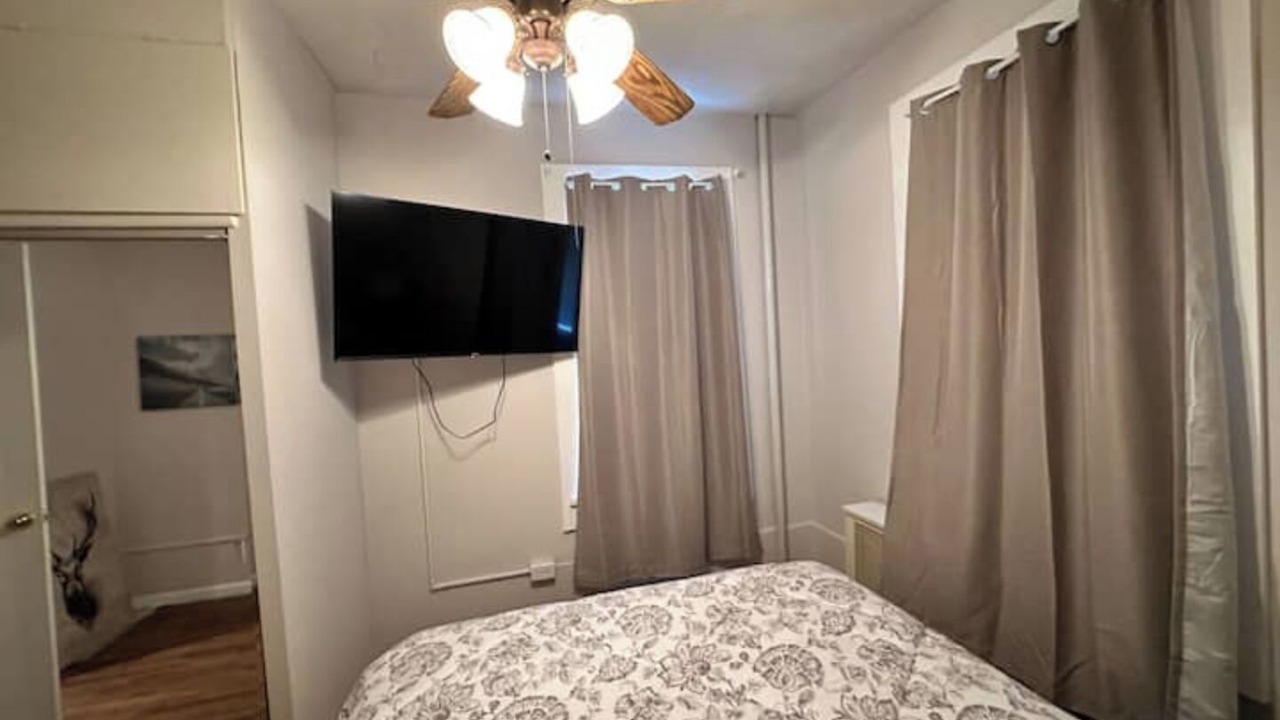 Photo of Bedroom in Guttenberg