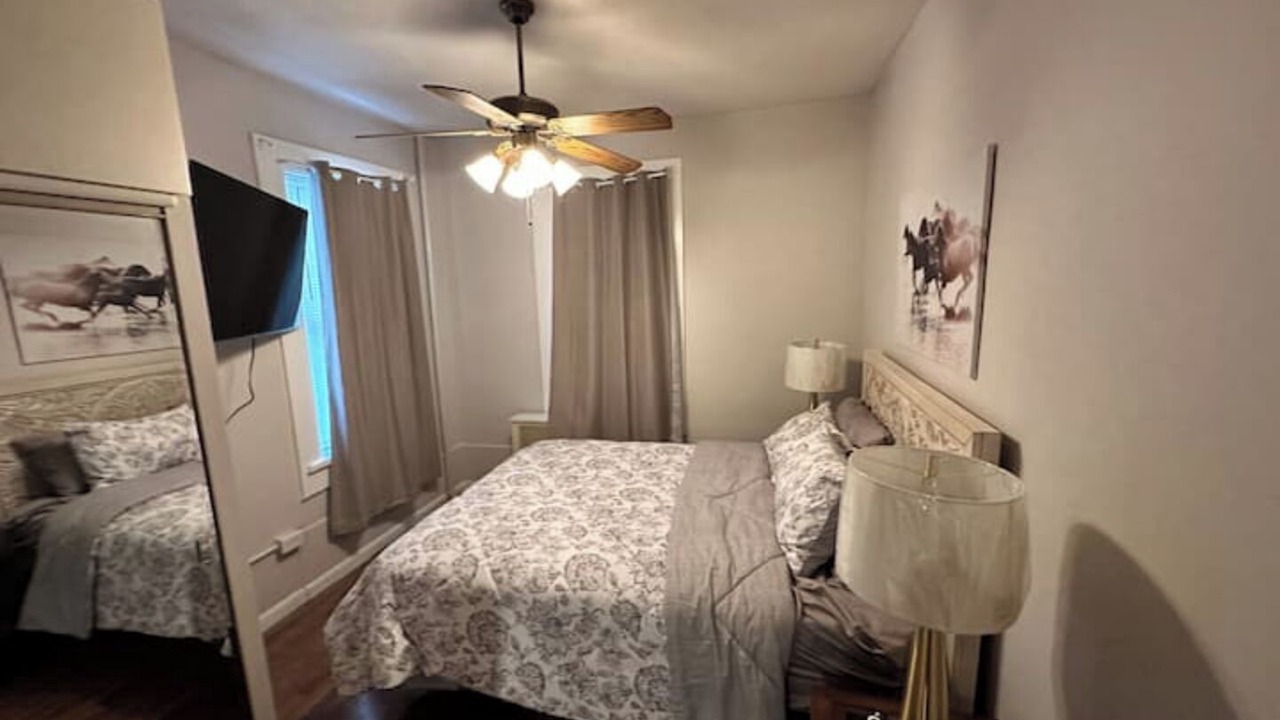 Photo of Bedroom in Guttenberg