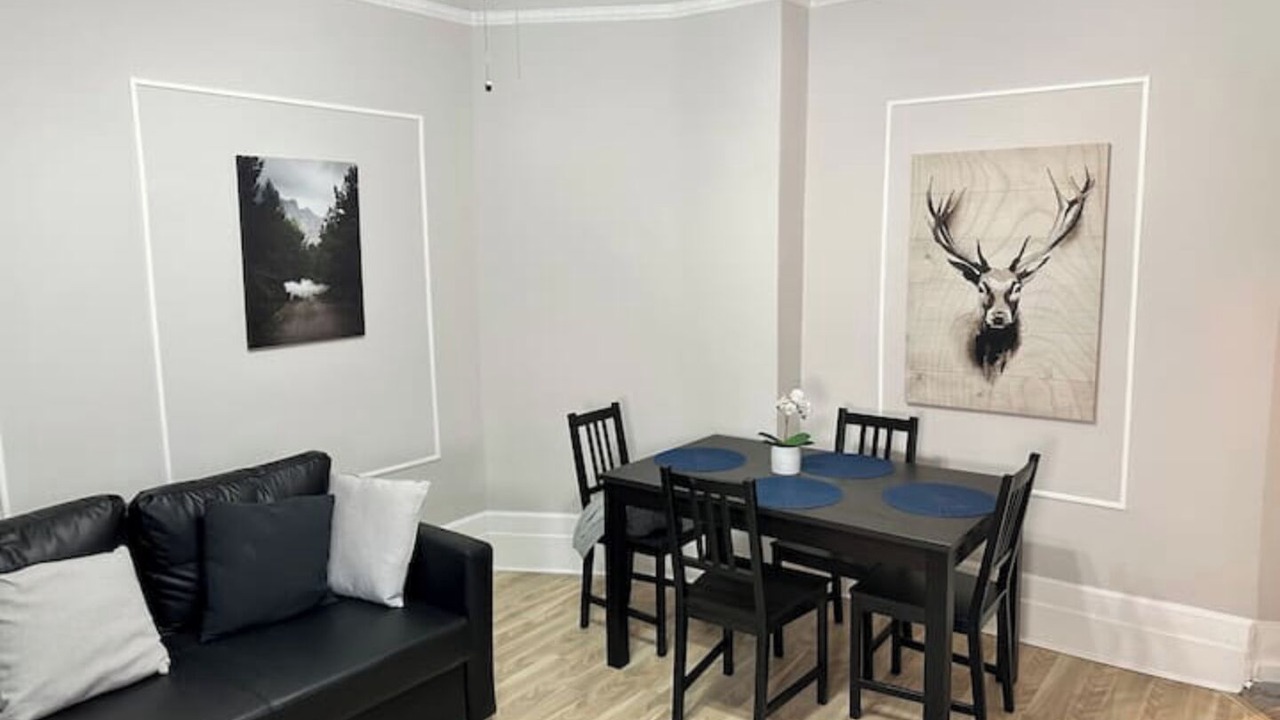 Photo of Others in Guttenberg