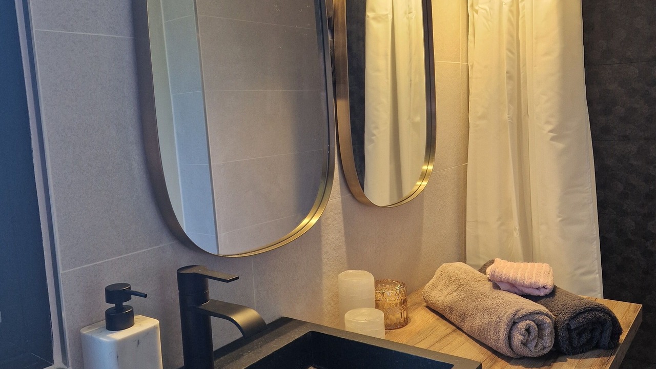 Photo of Bathroom in Oissel