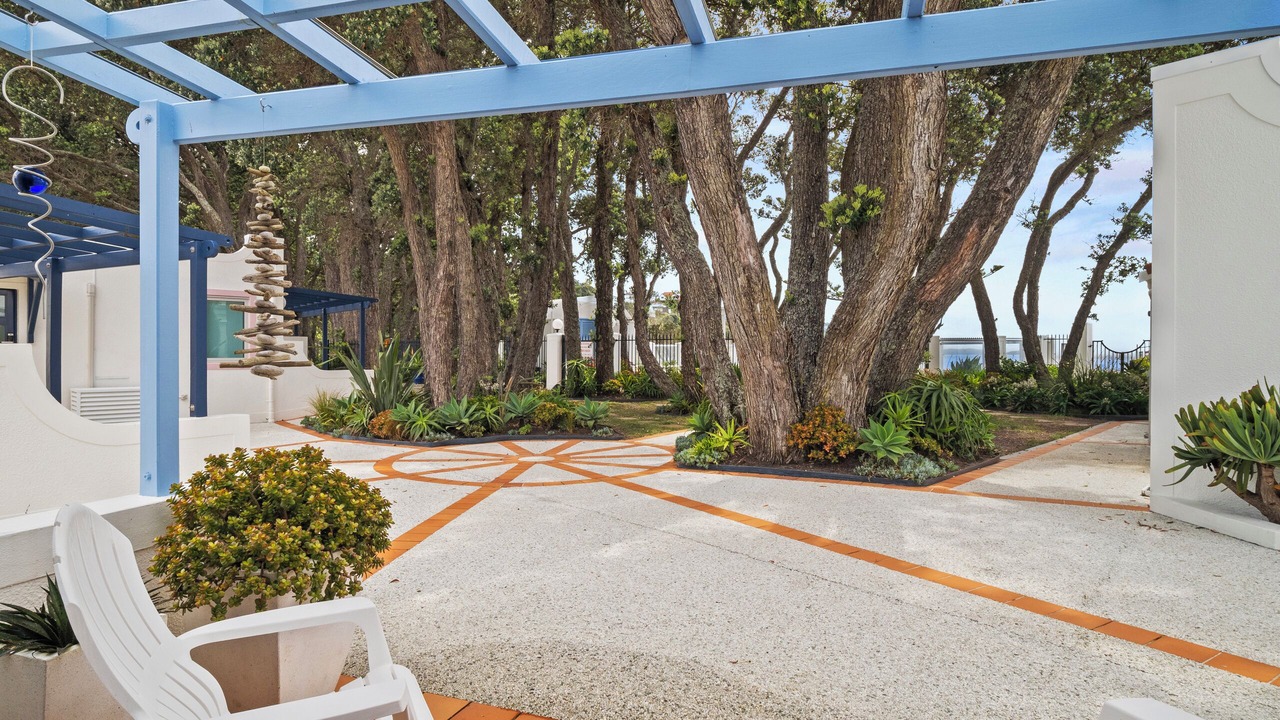 Photo of Patio Balcony in Orewa
