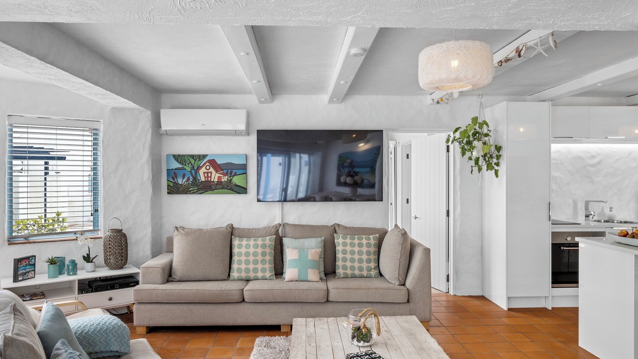 Photo of Livingroom in Orewa