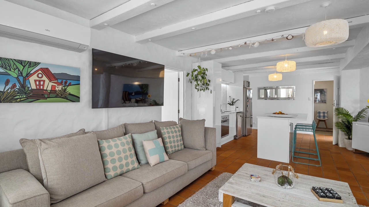 Photo of Livingroom in Orewa