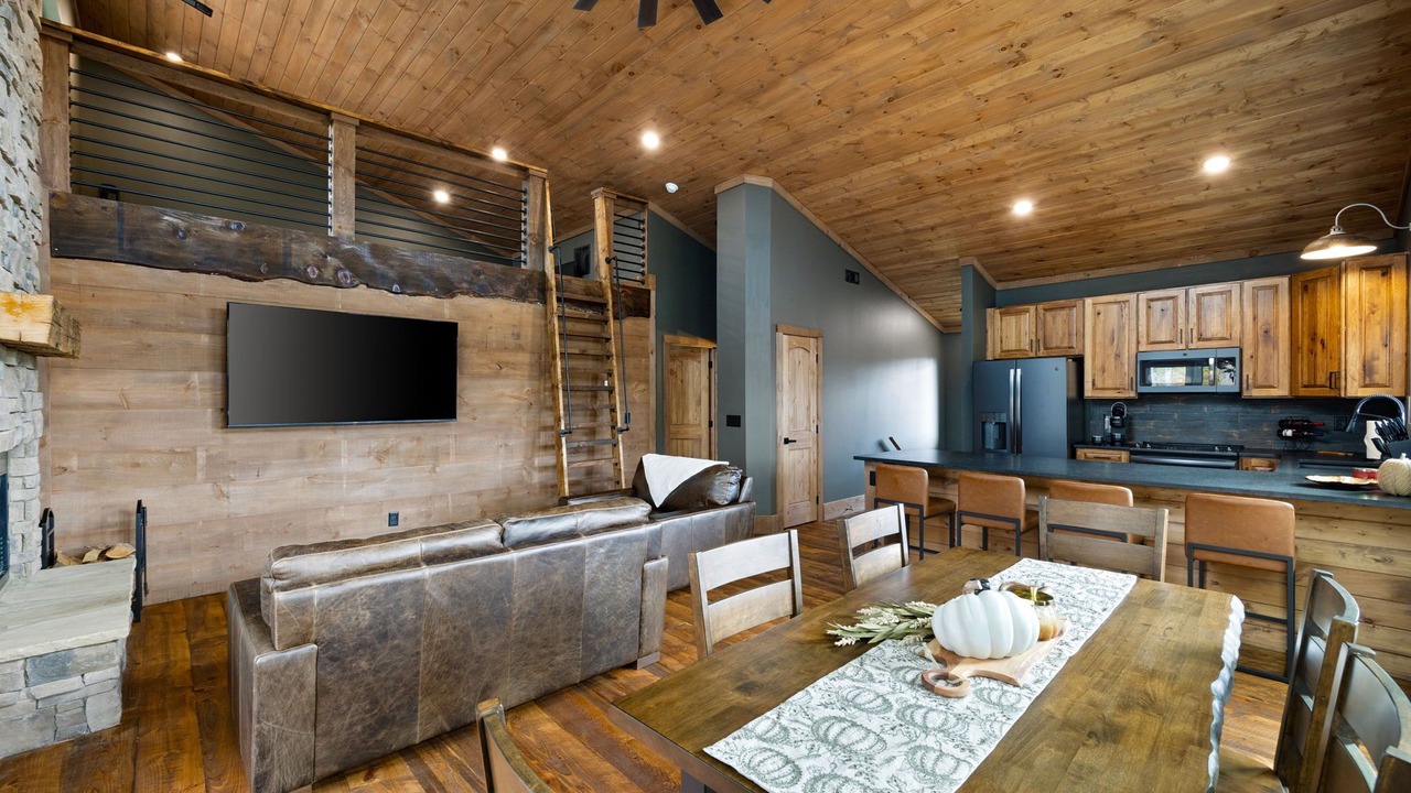 Photo of Others in Blue Ridge