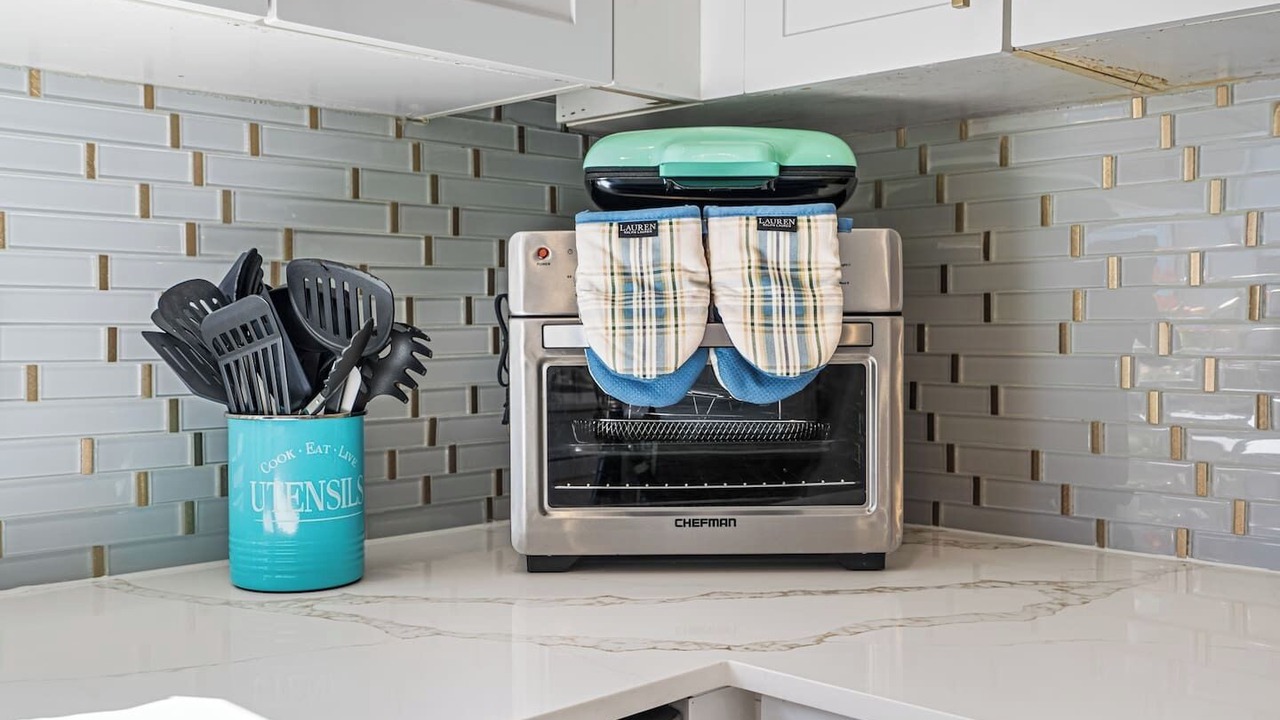 Photo of Kitchen in Tropic Palms