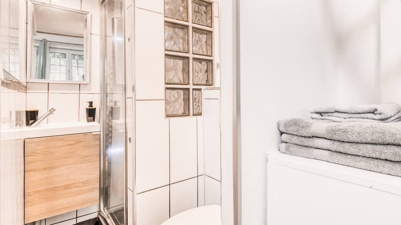Photo of Bathroom in Arcueil