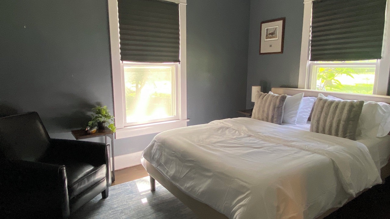 Photo of Bedroom in Little Flock