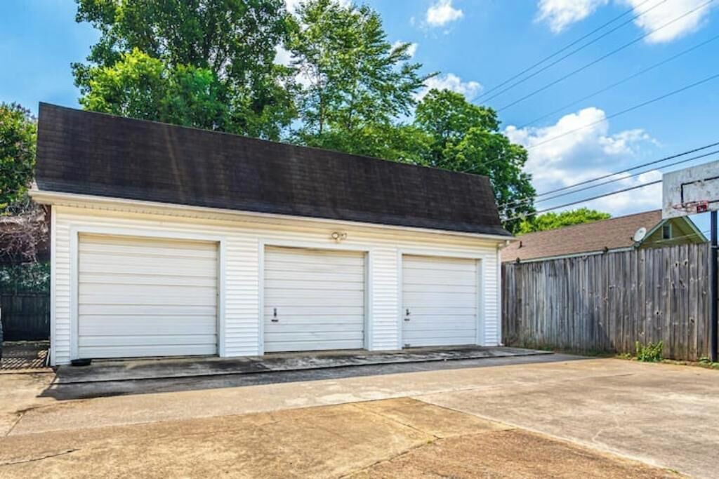 Photo of Outdoor in Decatur