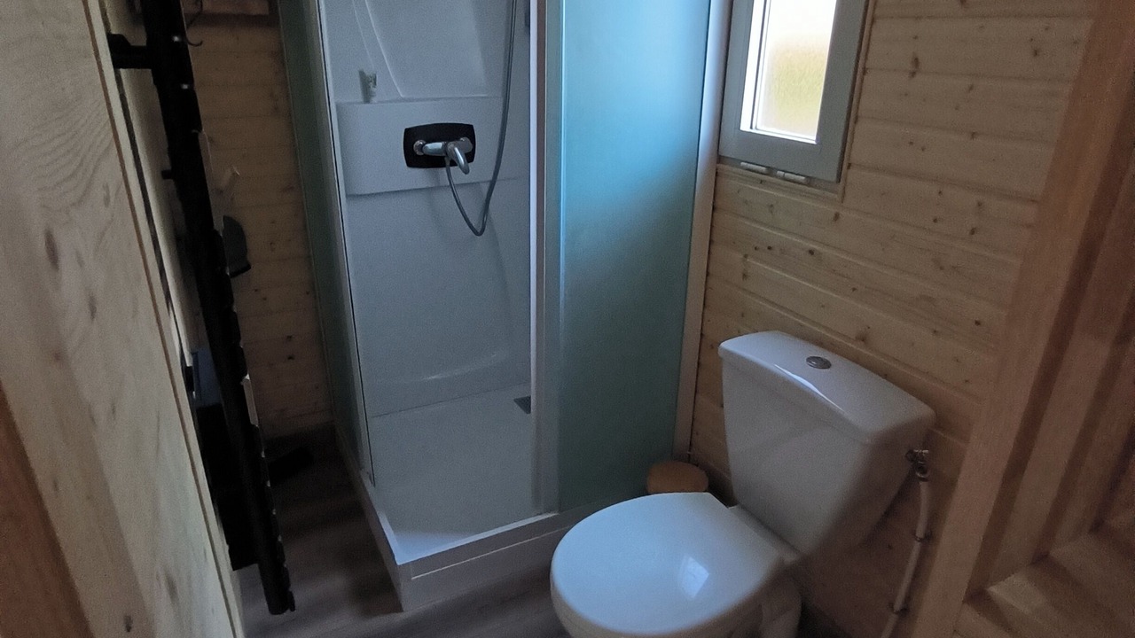 Photo of Bathroom in Rovon