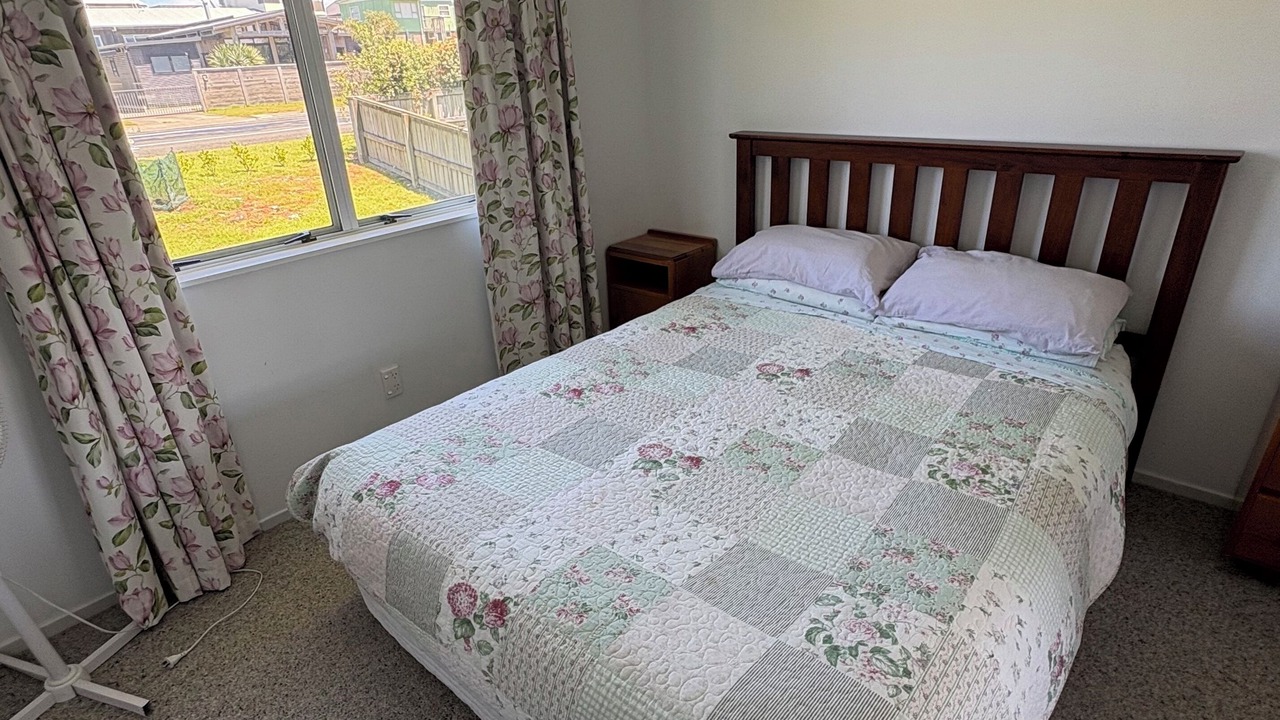 Photo of Bedroom in Waihi Beach
