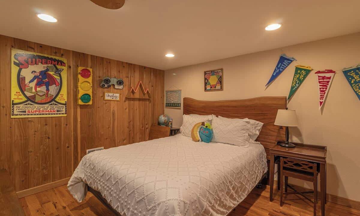 Photo of Bedroom in Paradise Estates