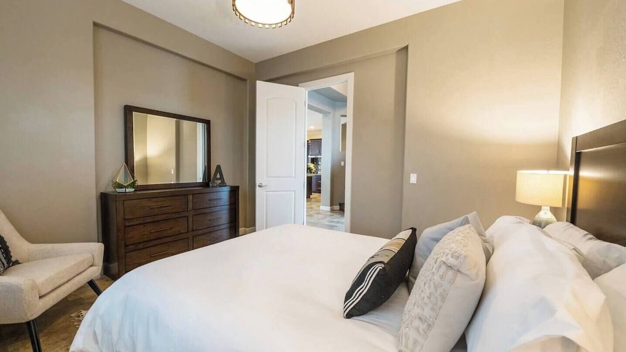Photo of Bedroom in Pointe Scottsdale