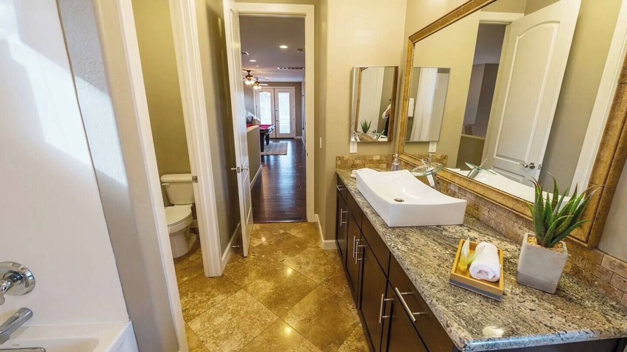 Photo of Bathroom in Pointe Scottsdale
