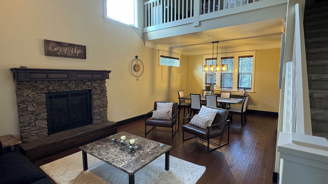 Photo of Livingroom in Ponderosa Trails