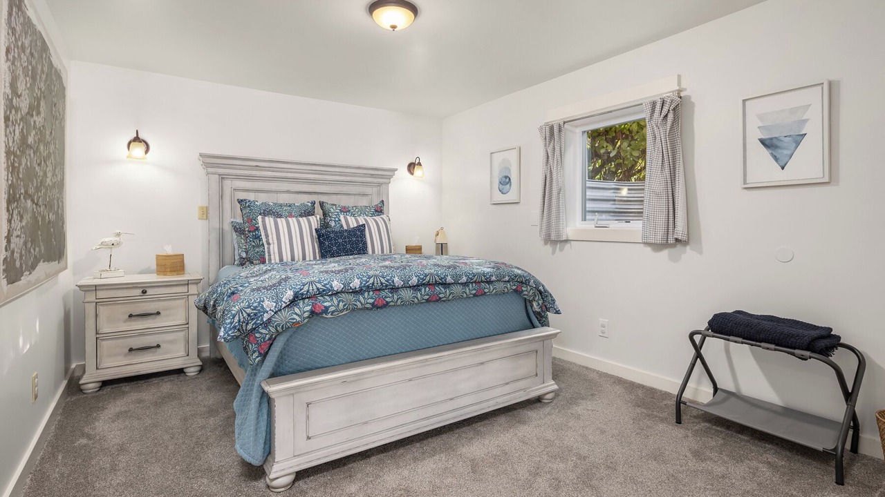 Photo of Bedroom in Bainbridge Island