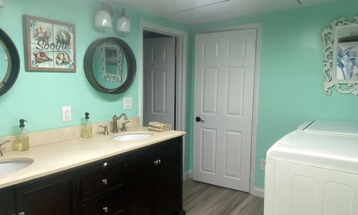 Photo of Bathroom in Verona Beach