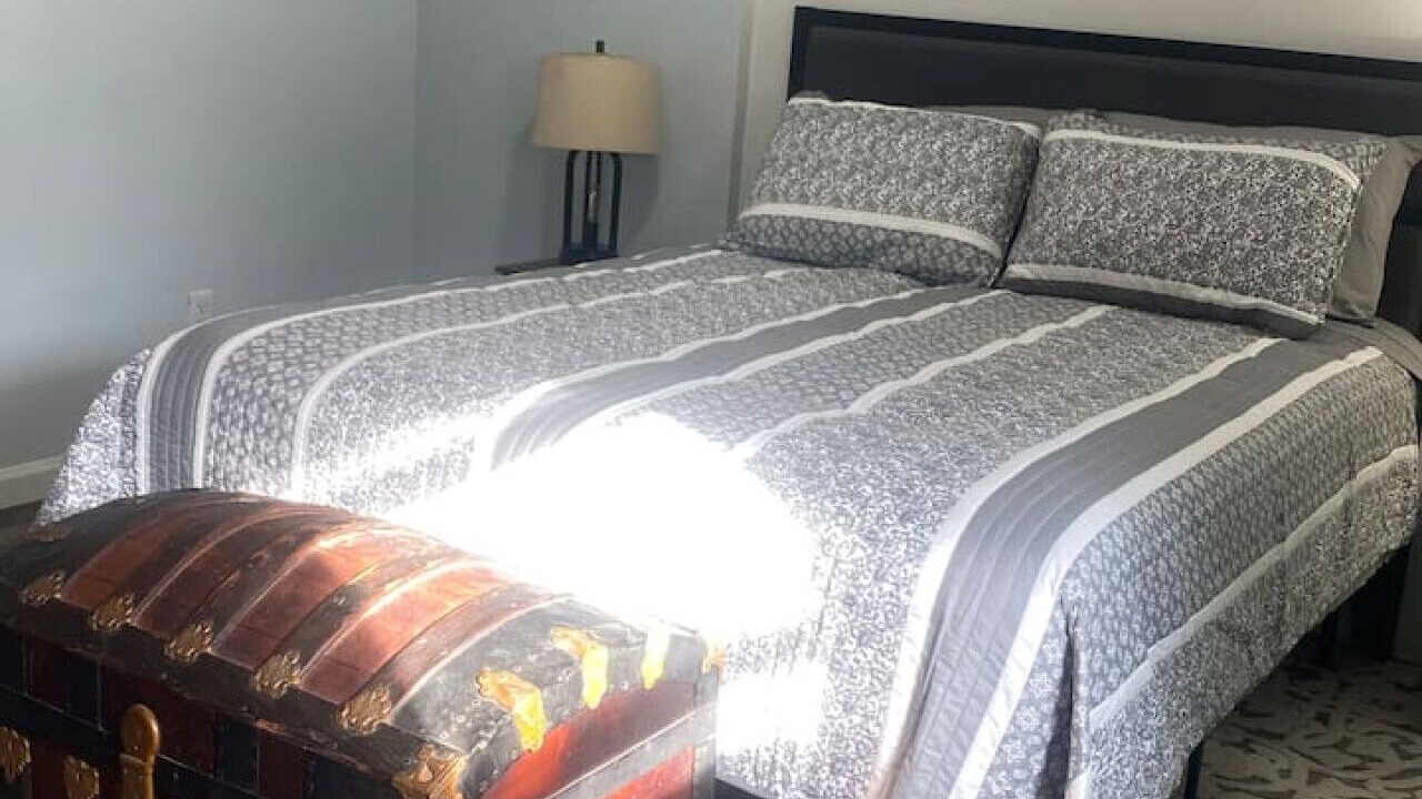 Photo of Bedroom in Verona Beach