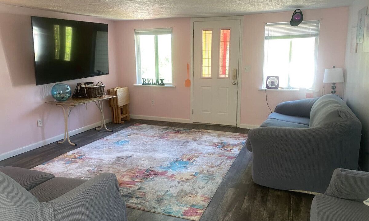 Photo of Livingroom in Verona Beach