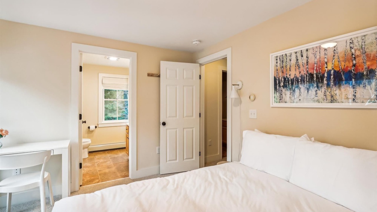 Photo of Bedroom in Stowe Hollow