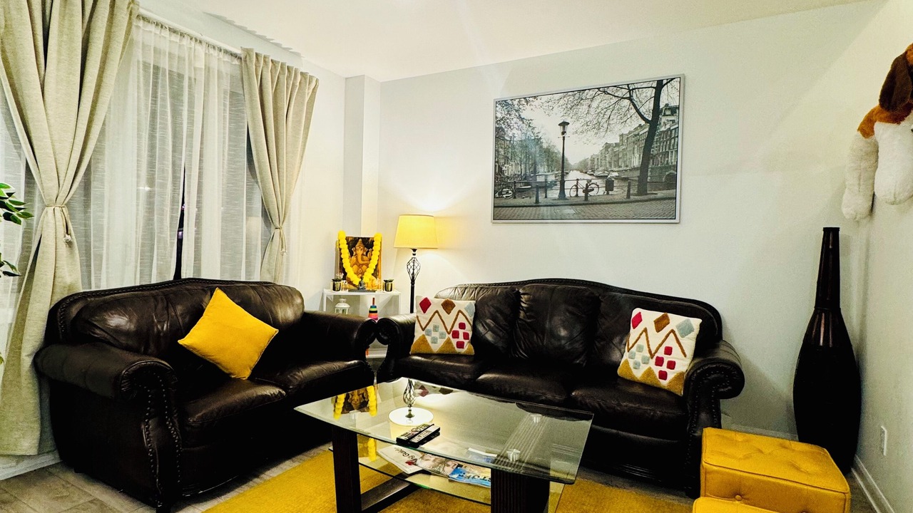 Photo of Livingroom in Ottawa Division