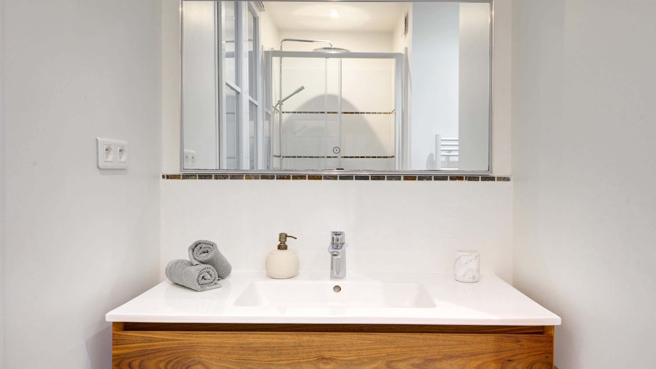 Photo of Bathroom in 8th Arrondissement
