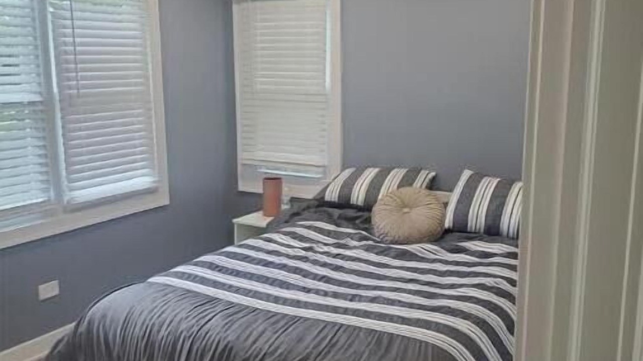 Photo of Bedroom in Solon Mills