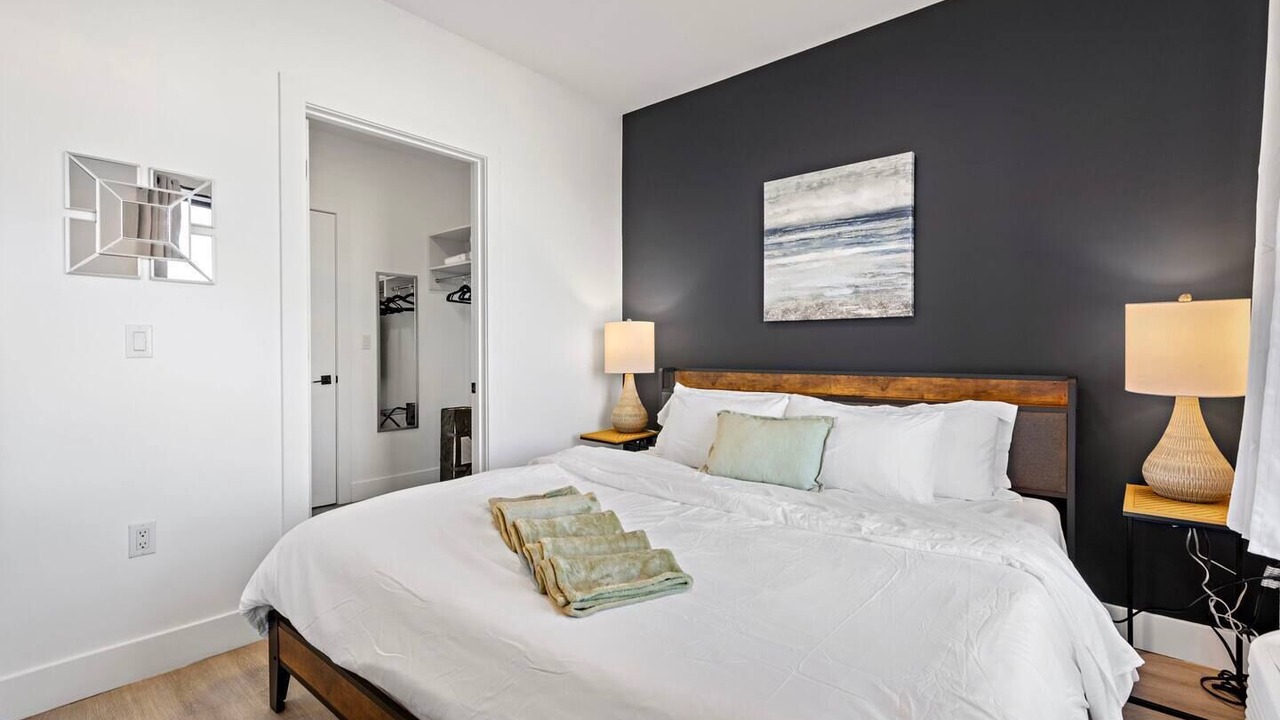 Photo of Bedroom in Elizabeth