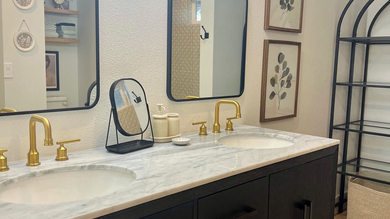 Photo of Bathroom in Holiday Island