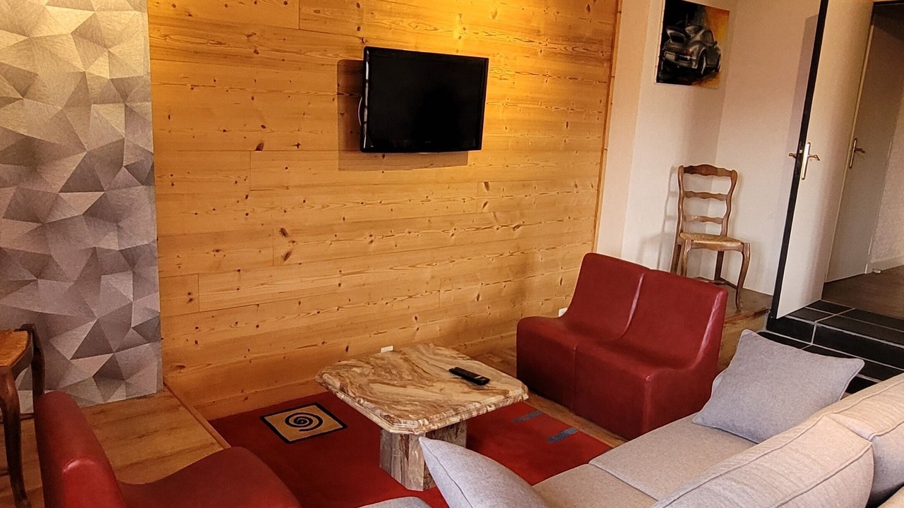 Photo of Livingroom in Brison-Saint-Innocent