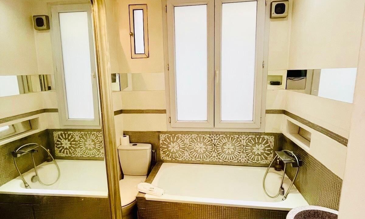 Photo of Bathroom in Saint-Vincent-de-Paul