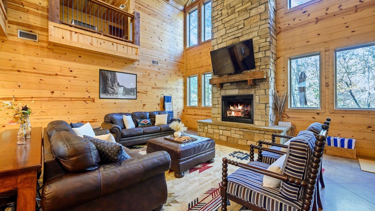 Photo of Livingroom in Broken Bow