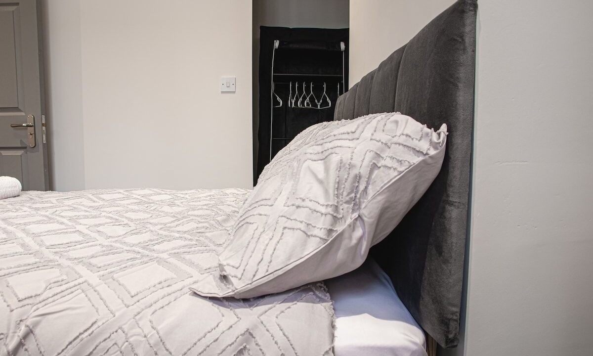 Photo of Bedroom in Stoke-on-Trent