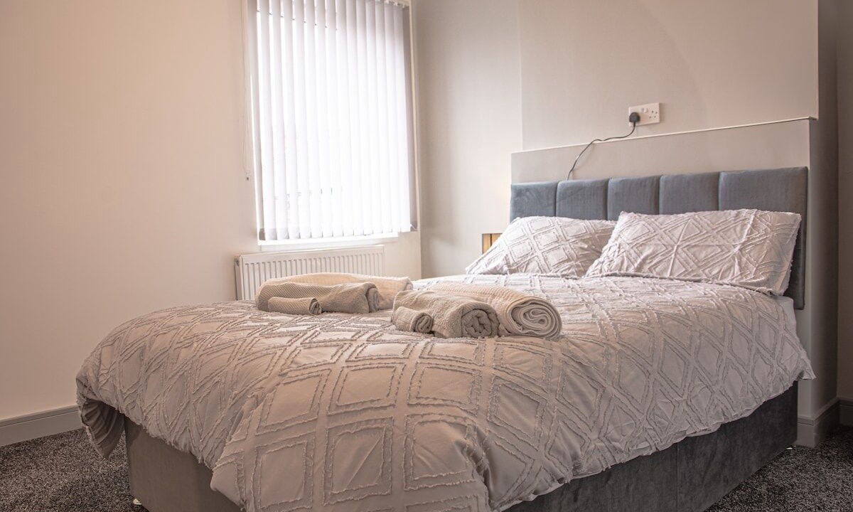 Photo of Bedroom in Stoke-on-Trent