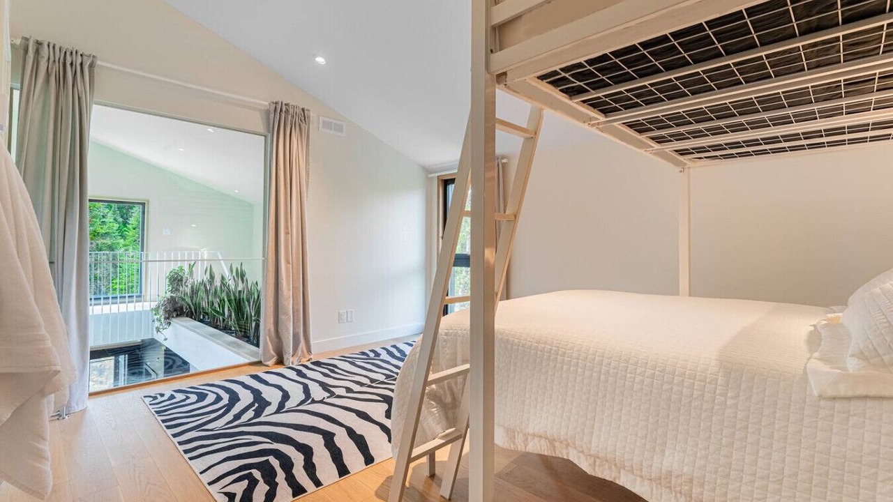 Photo of Bedroom in Pine Hill