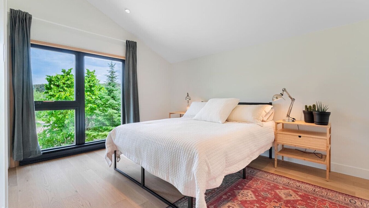 Photo of Bedroom in Pine Hill