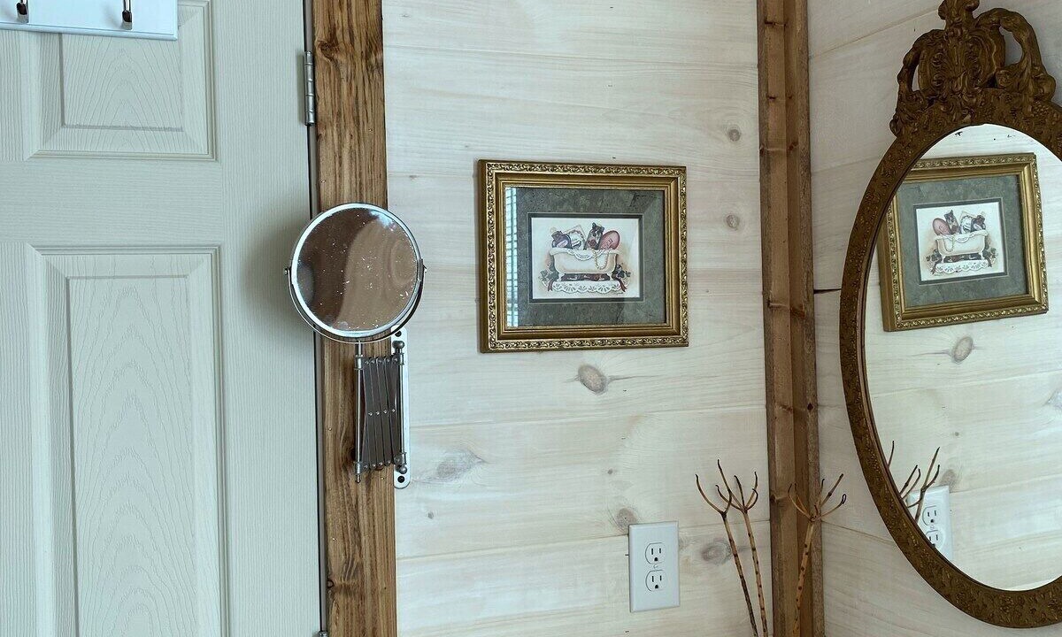 Photo of Bathroom in Linden