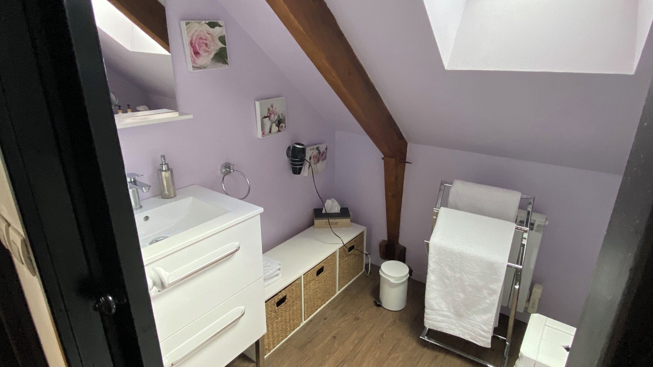 Photo of Bathroom in Laval