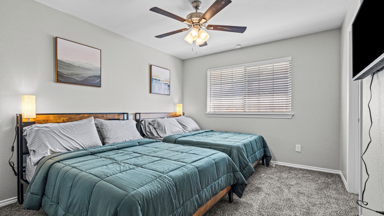 Photo of Bedroom in Garland