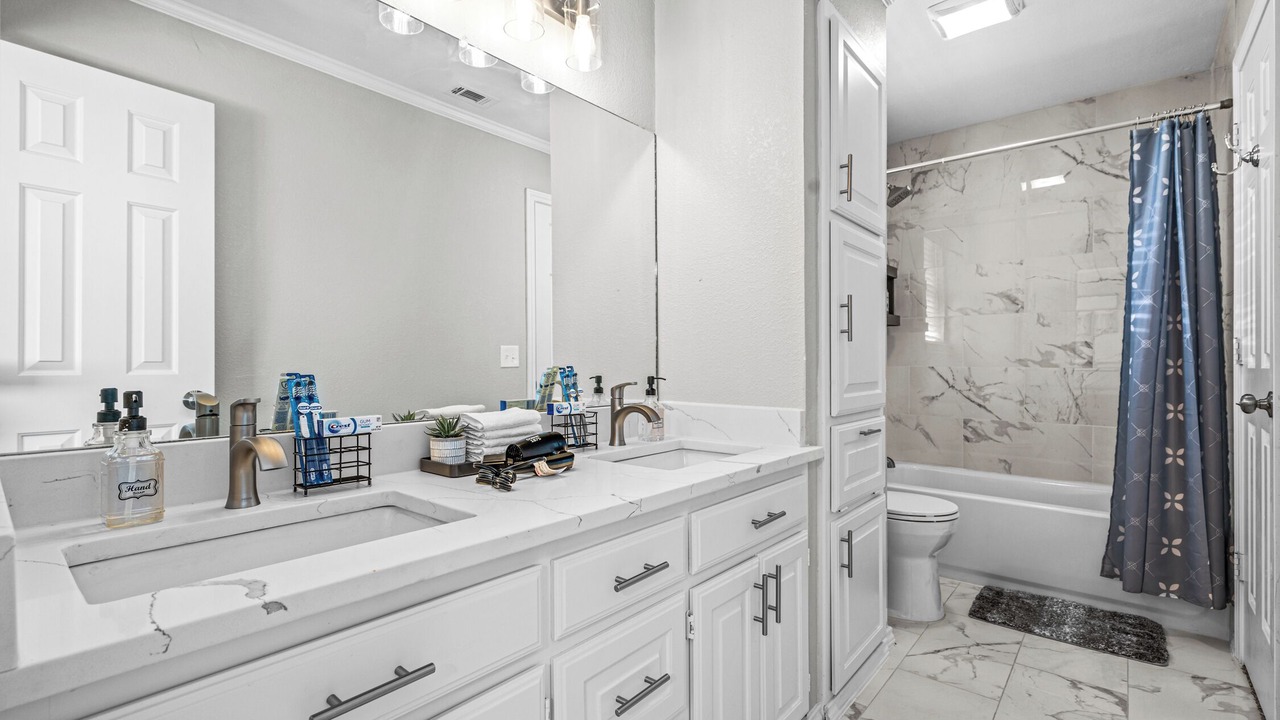 Photo of Bathroom in Garland