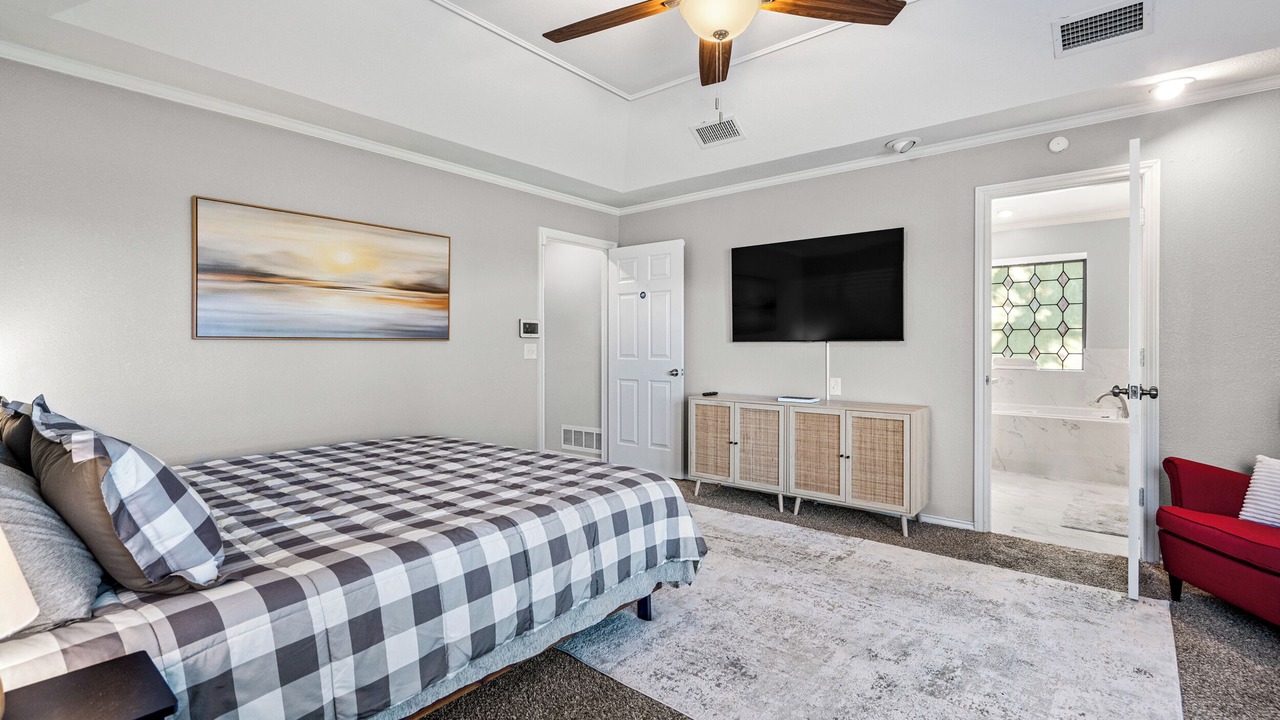 Photo of Bedroom in Garland
