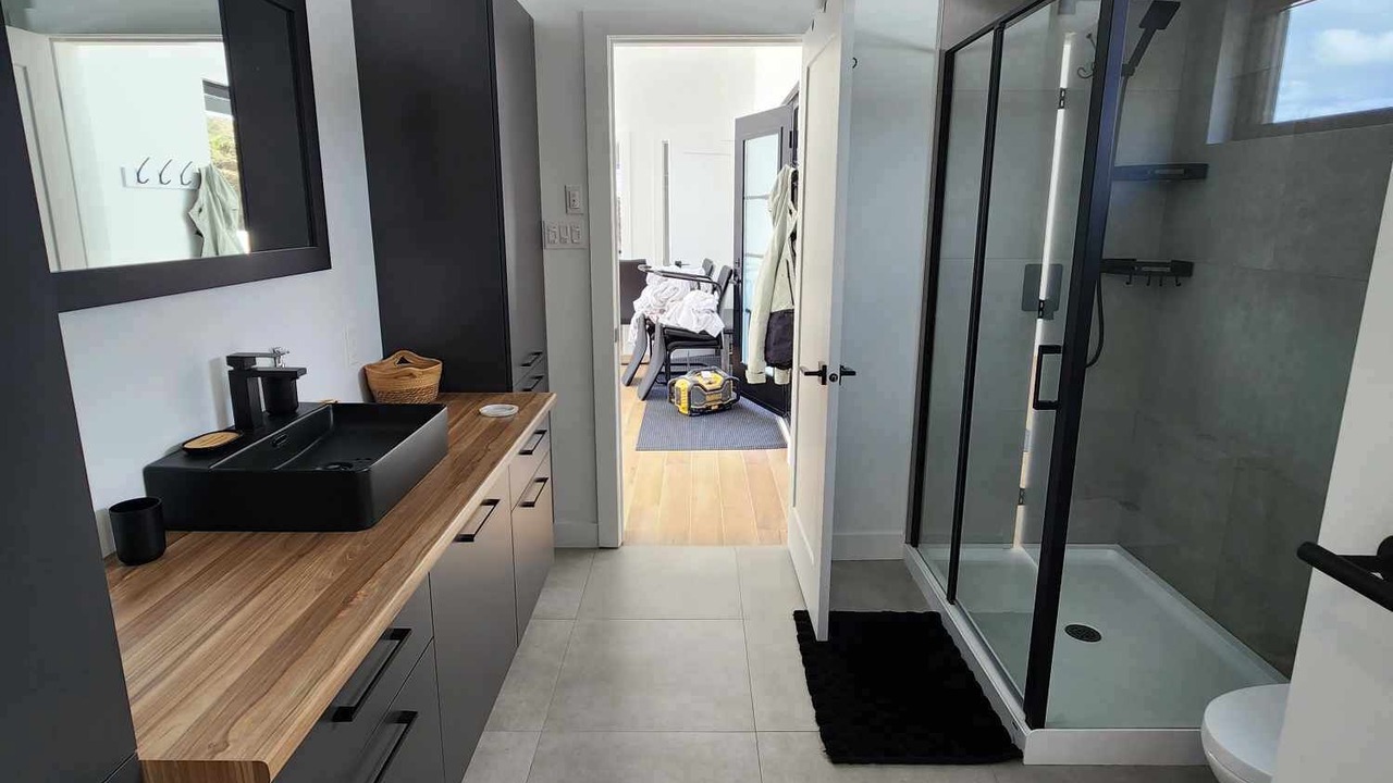 Photo of Bathroom in Weedon